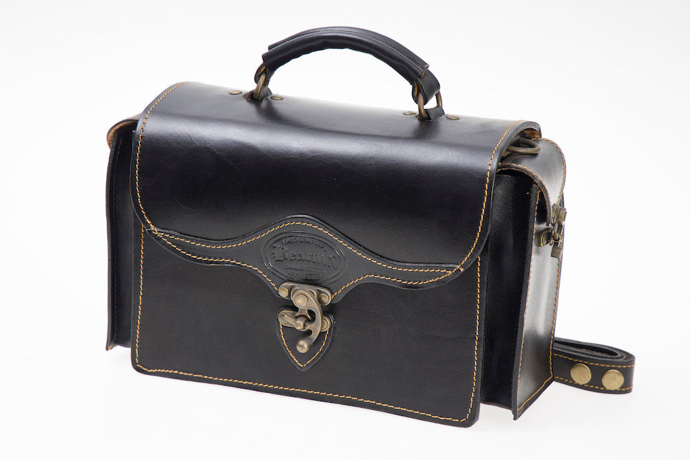 RetroLeatherBoxBagblack